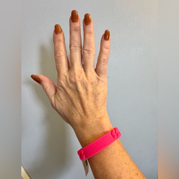Marc Jacobs Neon Pink Silicone Bracelet - Picture 6 of 7